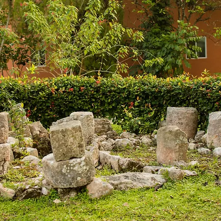 Villas Arqueologicas Chichen Itza-2